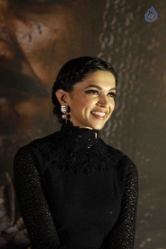 Bajirao Mastani Trailer Launch Photos - 33 of 42