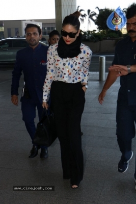 Bhumi Pednekar and Kareena Kapoor Spotted At International Airport - 8 of 21
