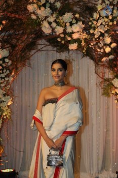 Bipasha Basu Wedding Reception Photos 2 - 26 of 60