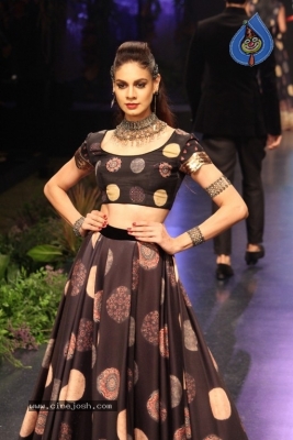 Blenders Pride Fashion Tour 2017 - 8 of 39