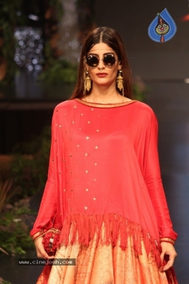 Blenders Pride Fashion Tour 2017 - 38 of 39
