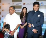 Bolly Celebs at D Y Patil 2011 Awards - 53 of 76