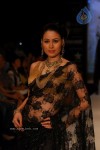 Bolly Celebs at IIJW 2012 Show - 12 of 247