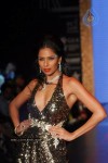 Bolly Celebs at IIJW 2012 Show - 80 of 247