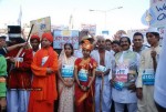 Bolly Celebs at Mumbai Marathon 2011 - 22 of 96