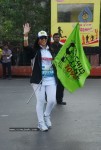 Bolly Celebs at Mumbai Marathon 2011 - 23 of 96