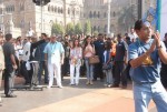 Bolly Celebs at Mumbai Marathon 2011 - 29 of 96