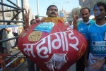 Bolly Celebs at Mumbai Marathon 2011 - 43 of 96