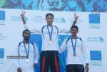 Bolly Celebs at Mumbai Marathon 2011 - 65 of 96