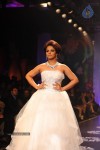 Bolly Celebs Walks the Ramp at IIJW 2014 Grand Finale - 37 of 114