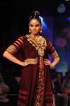 Bolly Celebs Walks the Ramp at IIJW 2014 Grand Finale - 50 of 114
