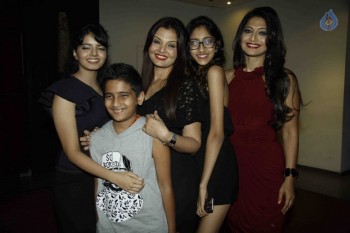 Bollywood Celebrities at Aarti Nagpal Party - 26 of 42