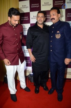 Bollywood Celebrities at Baba Siddique Ifter Party 2 - 26 of 63