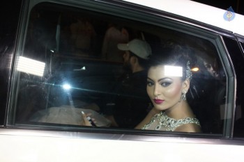 Bollywood Celebrities at Filmfare Awards 2017 - 33 of 49