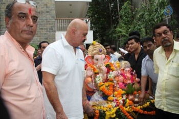 Bollywood Celebrities at Ganpati Visarjan - 6 of 48