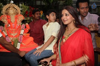 Bollywood Celebrities at Ganpati Visarjan - 13 of 48