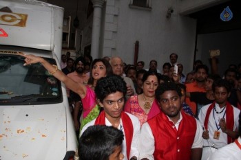 Bollywood Celebrities at Ganpati Visarjan - 15 of 48