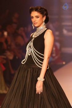 Bollywood Celebrities at IIJW 2015 Fashion Show 1 - 31 of 81