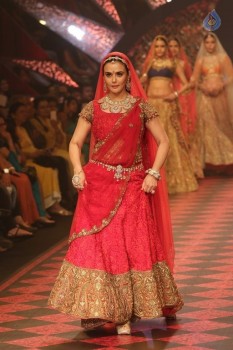 Bollywood Celebrities at IIJW 2015 Fashion Show 1 - 42 of 81