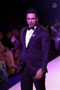 Bollywood Celebrities at IIJW 2015 Fashion Show 1 - 56 of 81