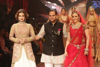 Bollywood Celebrities at IIJW 2015 Fashion Show 1 - 60 of 81