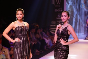 Bollywood Celebrities at IIJW 2015 Fashion Show 1 - 78 of 81