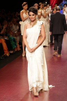 Bollywood Celebrities at IIJW 2015 Fashion Show 2 - 12 of 83