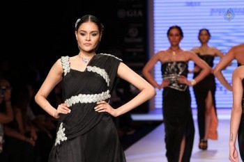 Bollywood Celebrities at IIJW 2015 Show - 51 of 90