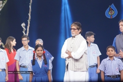 Bollywood Celebrities at Rashtriya Swachhta Diwas - 9 of 35