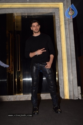 Bollywood Celebrities at Sooraj Pancholi Birthday Party - 10 of 19