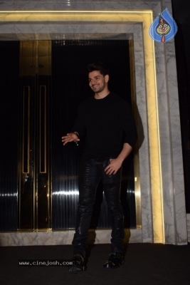 Bollywood Celebrities at Sooraj Pancholi Birthday Party - 14 of 19