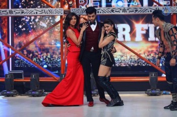 Bollywood Celebrities at Super Finale of JDJ - 17 of 48