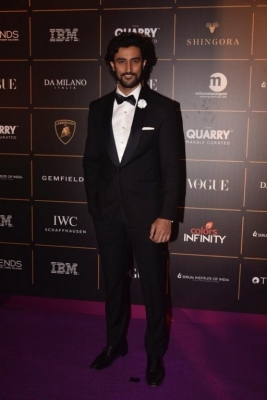 Bollywood Celebrities at Vogue Awards  - 44 of 54