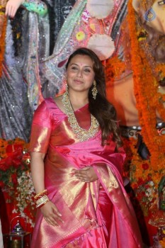 Bollywood Celebrities Attend Durga Pooja - 22 of 41