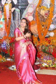 Bollywood Celebrities Attend Durga Pooja - 40 of 41