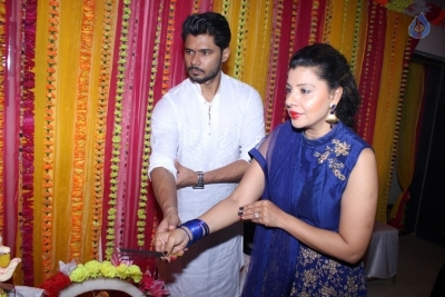 Bollywood Celebrities Celebrates Ganesh Chaturthi Photos - 28 of 53