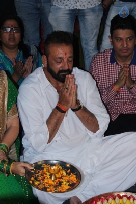 Bollywood Celebrities Celebrates Ganesh Chaturthi Photos - 34 of 53