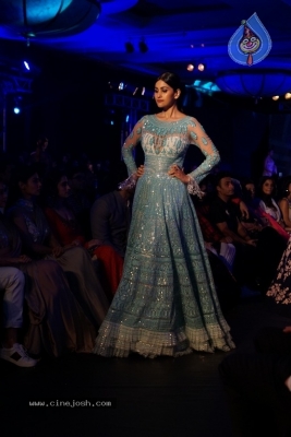 Bollywood Celebrities Ramp Walk At The Mijwan Fashion Show 2018 - 9 of 19