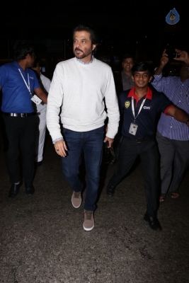 Bollywood Celebrities Spotted at Airport - 35 of 40