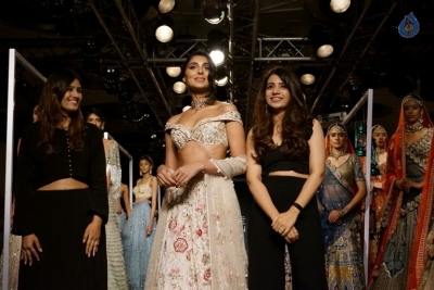 Bollywood Celebrities Walk the Ramp For LFW Winter Festive 2017 - 14 of 55