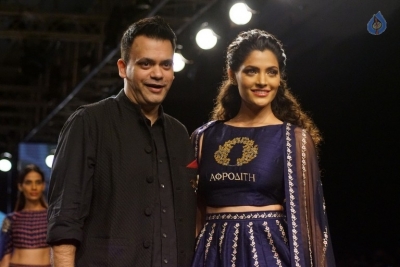 Bollywood Celebrities Walk the Ramp For LFW Winter Festive 2017 - 38 of 55