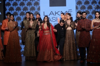 Bollywood Celebrities Walk the Ramp For LFW Winter Festive 2017 - 47 of 55