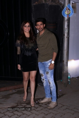 Bollywood Celebs At B Lounge Launch - 12 of 21
