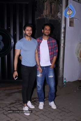 Bollywood Celebs At B Lounge Launch - 20 of 21