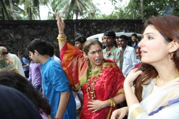 Bollywood Stars at Ganpati Visarjan Event - 14 of 31