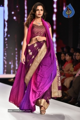 Bombay Times Fashion Week Photos - 3 of 89