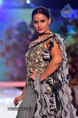 Bombay Times Fashion Week Photos - 12 of 89