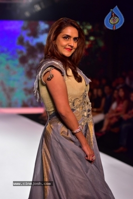 Bombay Times Fashion Week Photos - 70 of 89