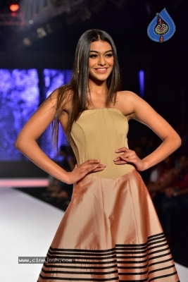 Bombay Times Fashion Week Photos - 80 of 89