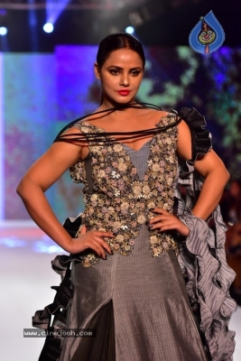 Bombay Times Fashion Week Photos - 84 of 89
